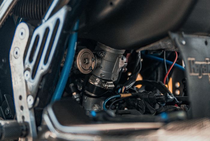 Berbagai perangkat kelistrikan Yamaha Aerox ini ikut diupgrade