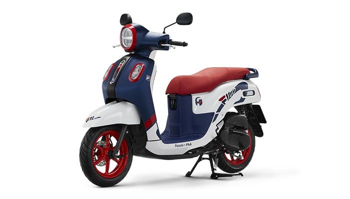 Perpaduan warnanya bikin Fazzio ini terlihat lebih sporti