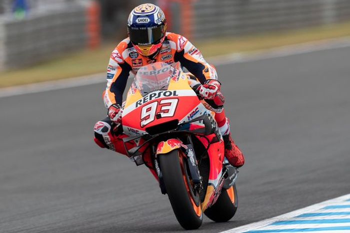 Marc Marquez keluar sebagai pemenang, sementara Valentino Rossi harus gagal finis usai terjatuh, berikut hasil balap MotoGP Jepang 2019