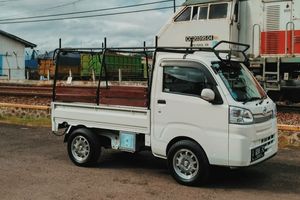 Daihatsu Hi Max Buat Kerja Gaya Ala Toyota Tacoma Pasang Pelek Langka Halaman 3 Gridoto Com