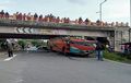 Kecelakaan Bus yang Terpenggal di Padang Panjang Mirip Scene di Film Asal Jepang, Atap Terpisah dan Bodi Bus