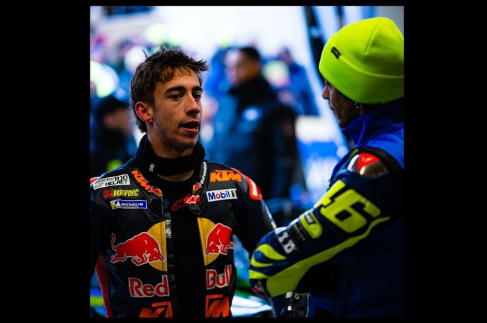 Valentino Rossi dan Pedro Acosta disebut sudah menjalin diskusi