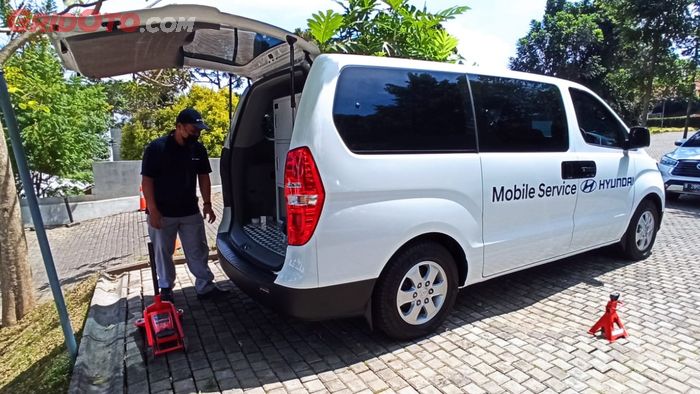 Mobile service Hyundai gunakan Starex Mover
