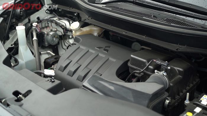 Mesin 4A91 berteknologi katup variabel MIVEC