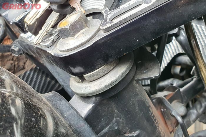 Komstir Motor Perlu Dikencangkan Berkala? Begini Penjelasan Mekanik