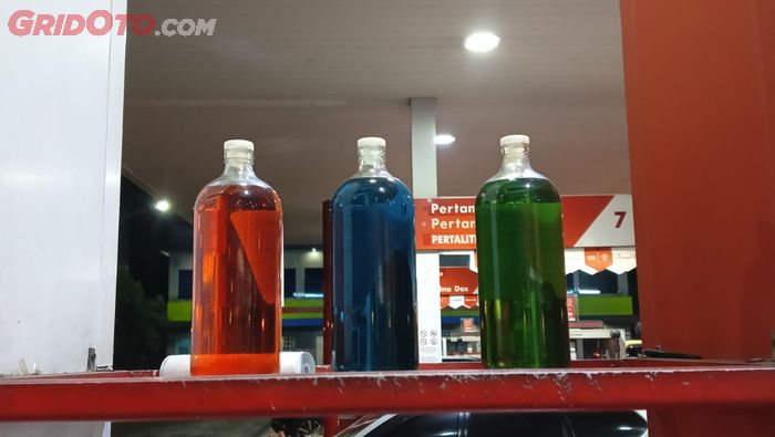 Display Pertamax Turbo, Pertamax dan Pertalite di SPBU Pertamina