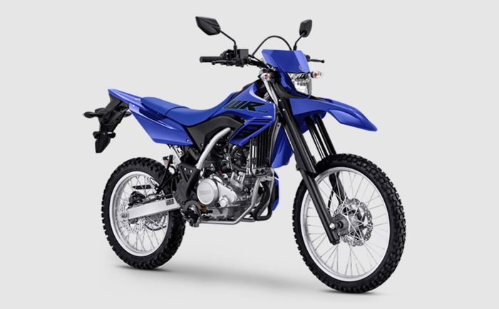 Yamaha WR155R pakai sokbreker konvensional 41 mm dan diberi cover sehingga terlihat padat