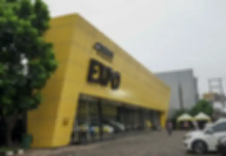 Dolar Naik Bikin Pasar Otomotif Melambat? Adira Finance Beberkan Kondisi Kredit Mobil Saat Ini
