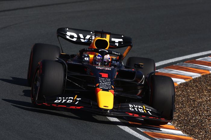 Max Verstappen raih pole position pada kualifikasi F1 Belanda 2022