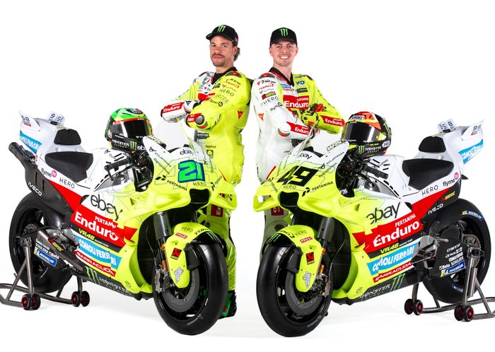 Logo Soleluna tampil di bagian fairing samping kiri dan kanan motor Pertamina Enduro VR46 Racing Team MotoGP 2025