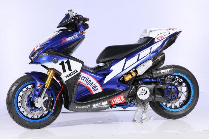 Juara Yamaha Aerox kelas Master