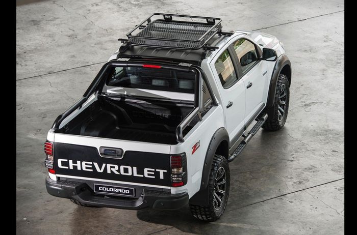 Tampilan belakang Modifikasi Chevrolet Colorado tampil gagah bergaya ALTO