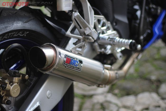 Perangkat gas buang Honda Supra GTR 150 mengandalkan produk WRC