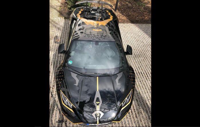 Lamborghini Huracan Performante dengan kelir Batman