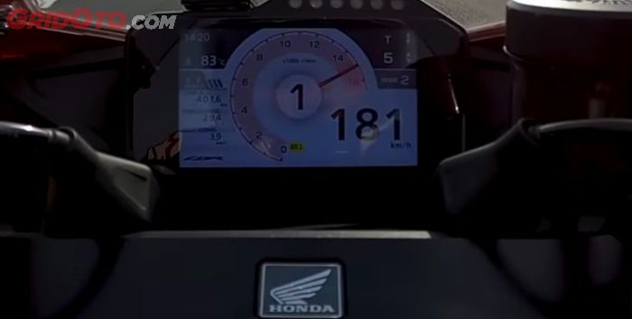 Cuma pakai gigi 1, moge Honda ini bisa ngegass sampai 181 kpj 