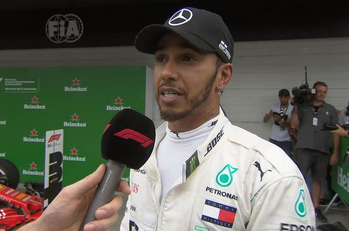 Lewis Hamilton sebut insiden Verstappen dan Ocon hal yang biasa