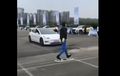 Gagal Pamer, Tesla Model 3 Tabrak Pejalan Kaki Saat Demonstrasikan Fitur Autonomous