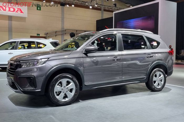 Update harga Honda BR-V E tahun 2026.