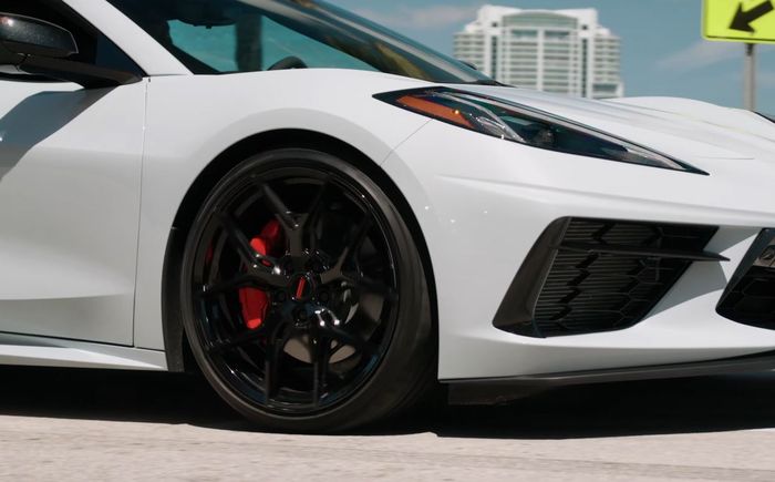 Pelek Vossen ini ambil seri Hybrid Forged berlabel HF-5.