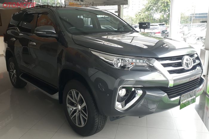 Ilustrasi Toyota All New Fortuner