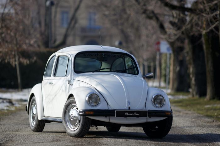 tampangnya imut dan standar, tapi harga VW Beetle ini hampir tembus Rp 800 juta, apa yang bikin spesial?