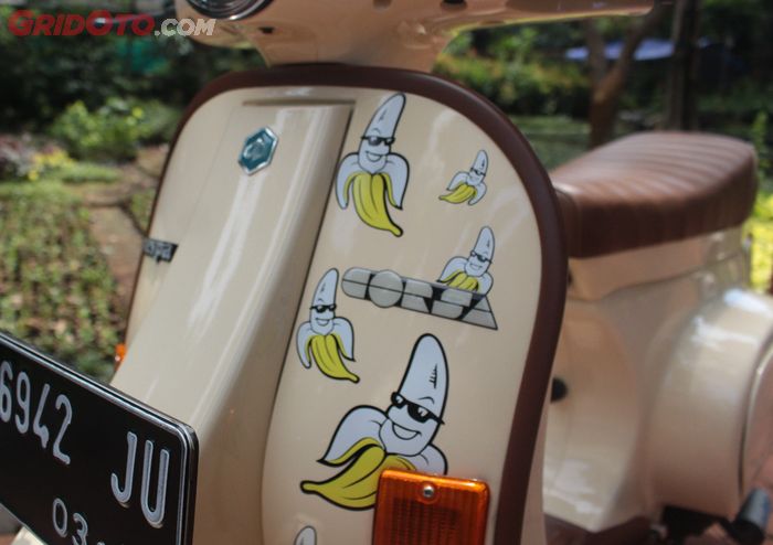Bodi Vespa Corsa repaint Cappuccino dikombol custom stiker pisang