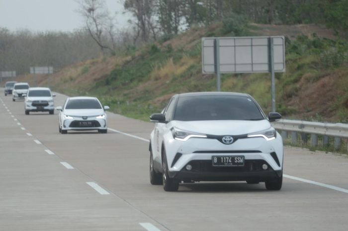 Suara gemuruh atau dengung saat mobil melintas di jalan tol ? ini biang keladinya 