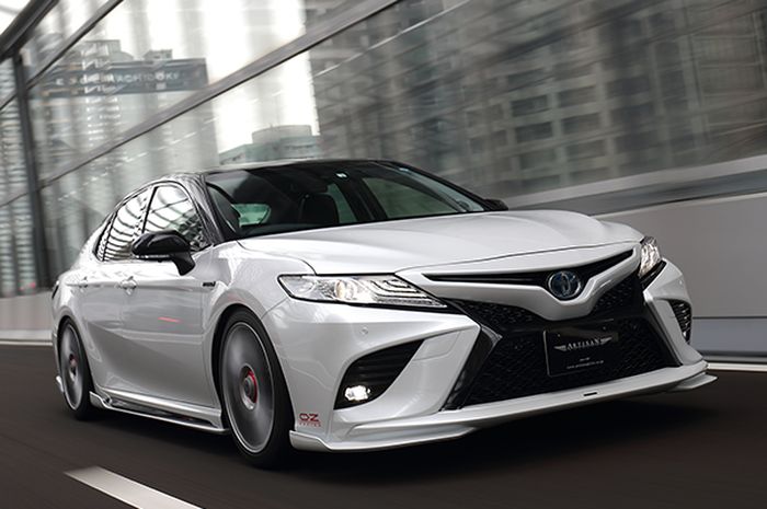 Modifikasi Toyota Camry hasil garapan bengkel Jepang, Artisan Spirits
