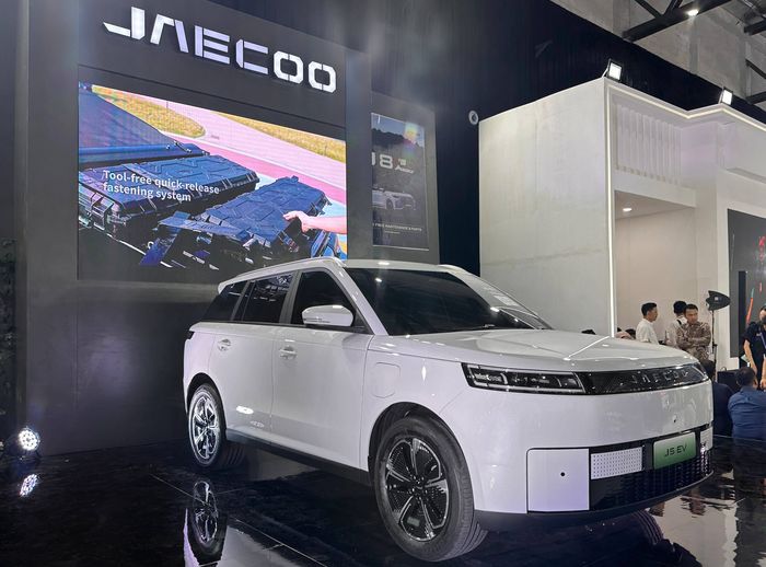 Jaecoo J5 diluncurkan di Makassar
