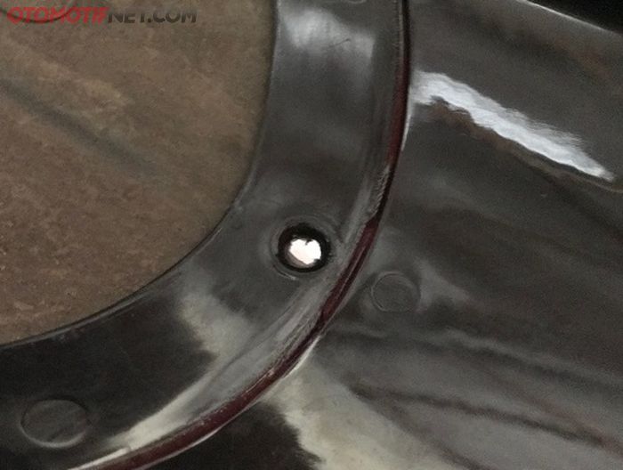 DIY Pasang Mudflap Sepatbor Depan Yamaha NMAX (Gbr.2)