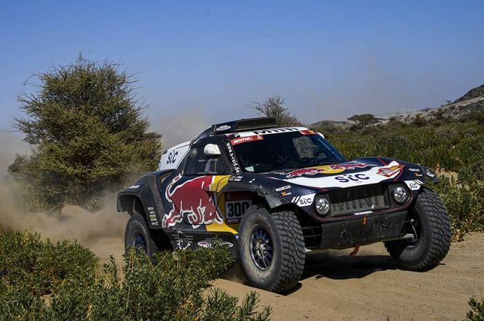 Carlos Sainz di X-Raid Mini JCW Team unggul di stage 1 Reli Dakar 2021 (02-15/01/2021)