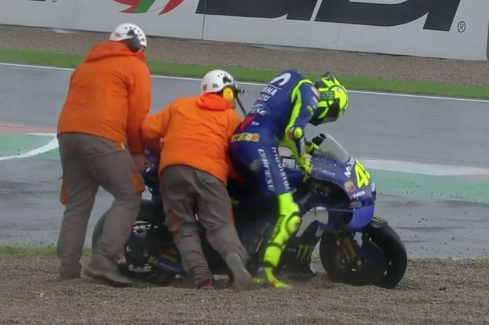 Valentino Rossi mengubur asa podum di MotoGP Valencia