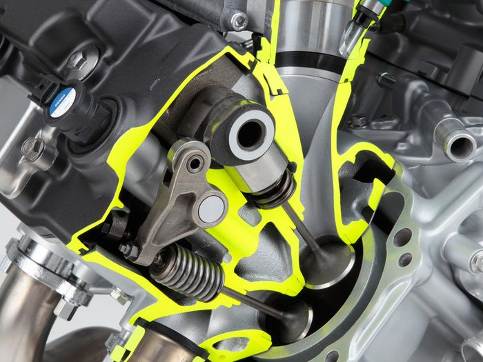 Ilustrasi moge Honda yang pakai konstruksi head silinder Unicam 