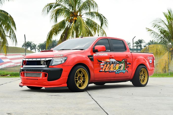 Modifikasi Ford Ranger T6 lansiran 2012 yang datang dari Malaysia