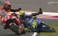 Masalah Belum Kelar, Eh Malah Beredar Video Valentino Rossi Tembak Marc Marquez Pakai Senpi!