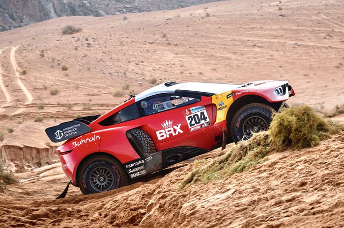 Sebastian Loeb berhasil memenangi stage dua Reli Dakar 2022 kategori mobil