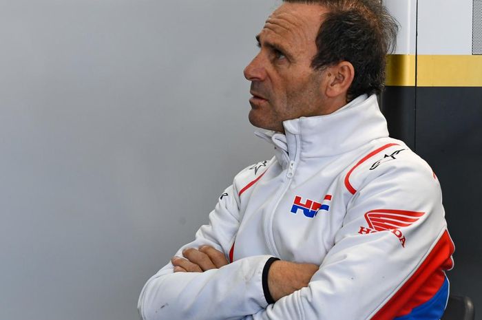 Bos Repsol Honda geram motor timnya dibilang terlalu sulit dikendarai dan hanya cocok untuk Marc Marquez