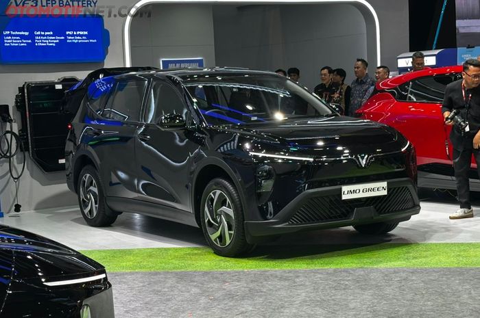 Kisaran harga VinFast Limo Green EV tahun 2026.
