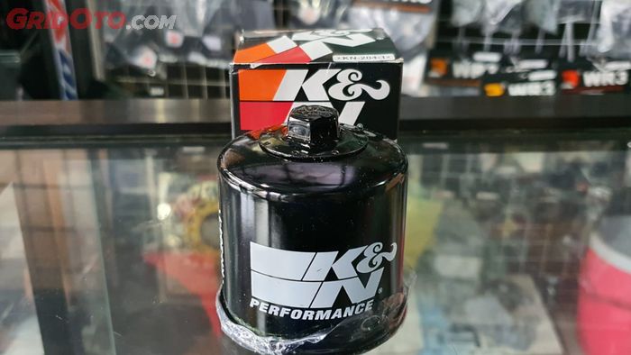 Filter oli K&amp;N buat Kawasaki Ninja 250 FI bisa dibuka dengan kuncing ring 17 