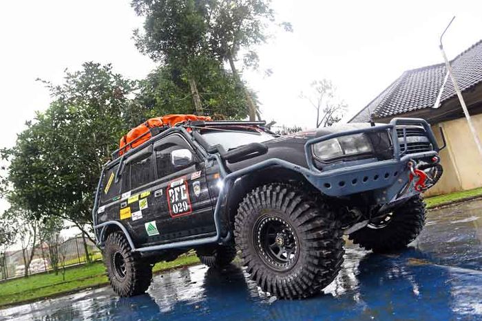Toyota Land Cruiser VX80