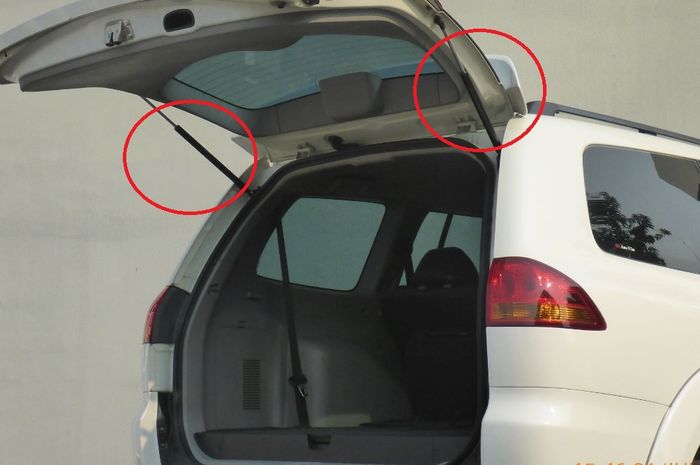 Recall sokbreker pintu bagasi Mitsubishi Pajero Sport 2009-2015