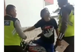 Video Viral, Emak-emak Tolak Ditilang Sampai Ngamuk dan Pukul Polisi