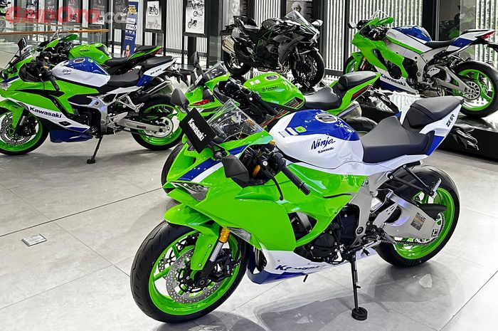 Ninja 40th ANNIVERSARY EDITION, ZX-10R, ZX-6R, ZX-4RR