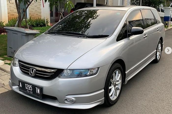Spesifikasi dan kisaran harga Honda Odyssey RB1 tahun 2004 seken.