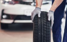 Jangan Tergiur Harga Murah, Ini Bahaya Pakai Ban Bekas Untuk Mobil 