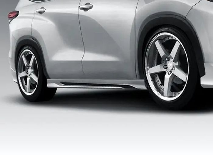 Digital modifikasi Toyota Kijang Innova Zenix pakai pelek Work Gnosis GR203 ukuran 20 inci