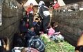 Larangan Mudik Berlaku, Pemudik Ini Malah Nekat Nebeng di Truk Bermuatan Sayur , Begini Endingnya