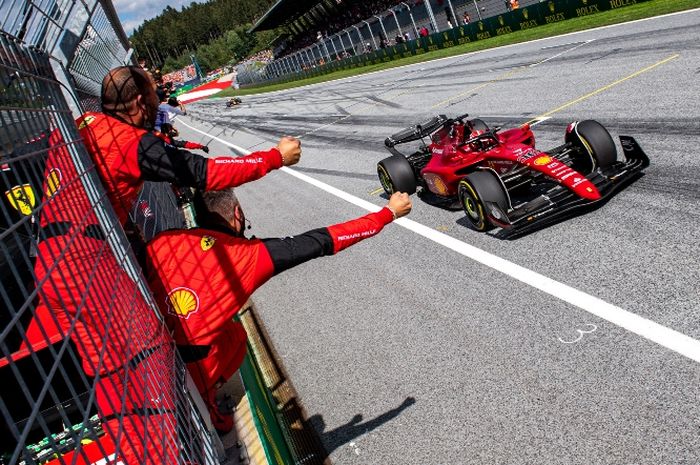 Kalah saing dari Charles Leclerc, Max Verstappen gagal jadi juara F1 Austria 2022