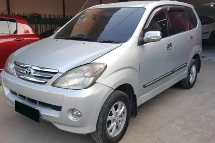 Toyota Avanza 2004