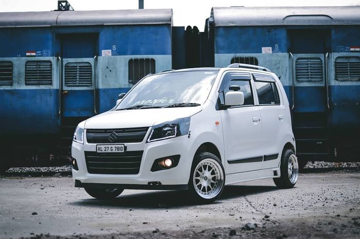 Modifikasi Suzuki Karimun Wagon R dandan sporty minimalis